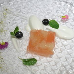 リストランテ サクラ - グレープフルーツのテリーナ　発酵ヨーグルトのジェラート添え