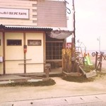 ヒッポー製パン所 - 海沿いのお店です。