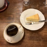 カフェ・アンセーニュ・ダングル - 