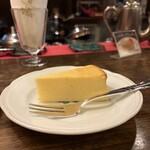 カフェ・アンセーニュ・ダングル - 