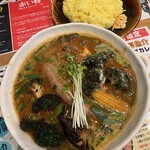 スープカレー トムトムキキル - 