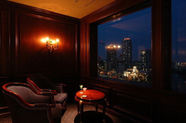 写真 バー シーガーディアン そごう横浜店 Bar Sea Guardian 竇 横浜 バー 食べログ