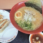 にんたまラーメン - 料理写真: