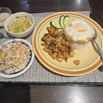 カルアータイ イーサン - 