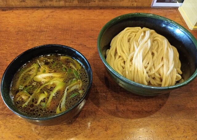 Clutch Hitter restaurant in Itami, Japan
