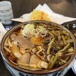 車屋 - 料理写真:きのこ・山菜そば大盛り(冷やし) ¥1100   大盛り¥270