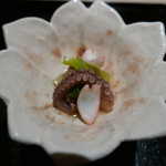 祇園 にしかわ - 花わさびとイイダコ