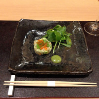 Restaurant つじ川 - サーモンとアボカド、柴漬けのタルタル