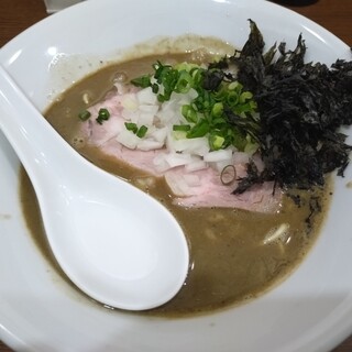 煮干し中華そば 魚魚 - 料理写真:濃厚煮干
