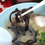 博多ばってんラーメン - ラーメンのキクラゲ