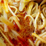 めだかタンタン - 細麺の表層にこのスープがほんのりとつくから、いいんだよね〜〜〜。【2015年3月5日撮影】