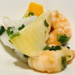 中国料理 礼華 四君子草 - 海鮮2種と季節野菜の大葉炒め
