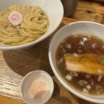 鶏と鮪節 麺屋勝時 - 