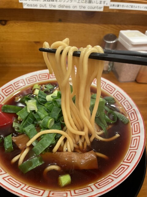 麺屋 7.5Hz 黒門市場店 （ナナテンゴヘルツ） - 近鉄日本橋/ラーメン