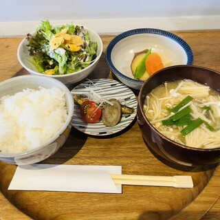 ごはんの間_1