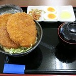 梵天茶屋 - 『梵天わらじカツ丼』(税込1,050円)
