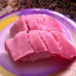 回転寿司 トピカル - 「本マグロ中トロ」