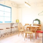 パティシエヤマ - ２Fのイートインスペース '15 2月上旬