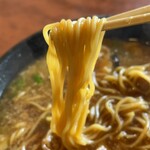 三鈴ラーメン - 麺リフト