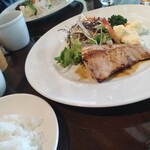 アニジュ - 