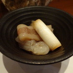 旬鮮炭火焼 獺祭 - 七輪で焼く「ヤリイカ」の炭焼