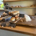 BREEZE BIRD CAFE＆BAKERY - 店内