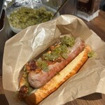 moumou THE FAMOUS DELI - 