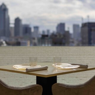 ベージュ アラン・デュカス 東京_1