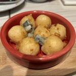 俺のフレンチ - もっちりフォカッチャとブルーチーズ～ハチミツと共に～