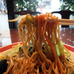 漢陽楼 - 麺は細麺、割りと薄味の醤油系