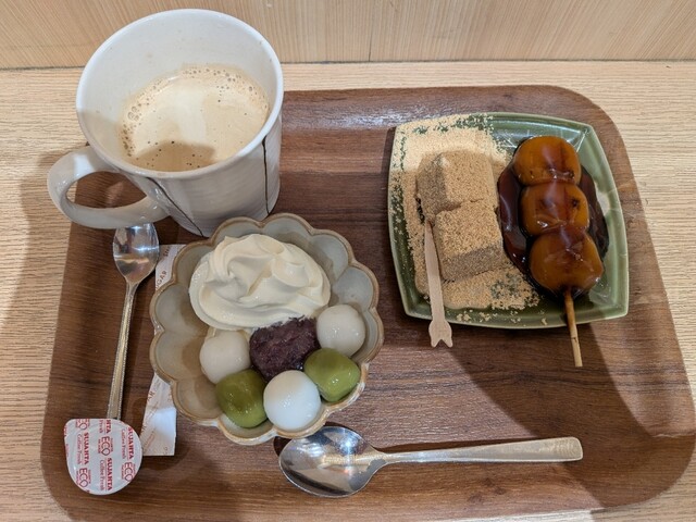 甘党まえだ ホワイティうめだ店 - 東梅田/甘味処 | 食べログ