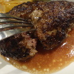 イルバンコ - ナイフが当たっただけで肉汁がジュワ〜〜