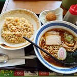 山田うどん - 料理写真: