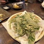八丈島郷土料理 源八船頭 - 明日葉天ぷら