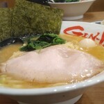 横浜家系ラーメン 吟家 - 