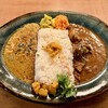 本と喫茶のゲンショウシャ - 