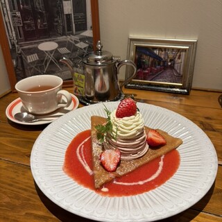 CREPERIE ALCYON TEA TABLE CAFE_1