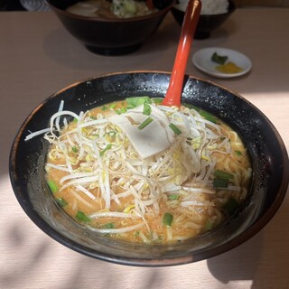 ラーメンとん太_0