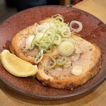 麺酒場ひかる - ■塩焼きチャーシュー ￥480 