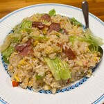 一番餃子 - 一番餃子栄町店(本場台湾ソーセージチャーハン)