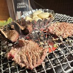ホルモン焼　炭蔵 - 