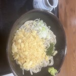 深大寺 鈴や - 冷やしたぬきそば　850円　大盛りでプラス100円