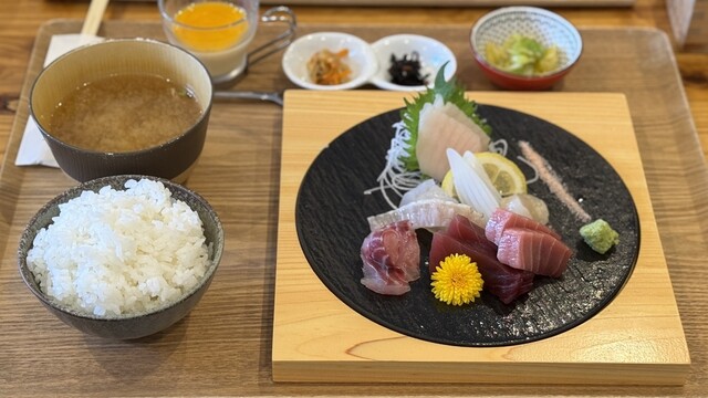 マグロキック - 沼津/食堂 | 食べログ