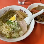 丸平ラーメン - 料理写真: