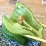 ひとくち餃子の頂 - 卓上の味噌で頂きます