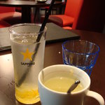 Kankoku Kateiryouri Tougarashi - ゆず茶はホットかアイスか選べます