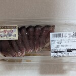 サミットストア - 料理写真:味付かつおたたきガーリックペッパーソース(262円)
