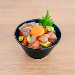囲炉裏食堂うずしお - 海鮮ユッケ飯