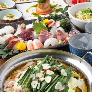 Motsu-nabe (Offal hotpot), Hot Pot, Italian Cuisine, Hakata Local Cuisine restaurant