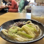 渡辺うどん - 肉うどん(中)